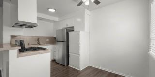 814 Victor Ave Gallery 9