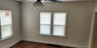 1123 East Blackford Avenue Gallery 3