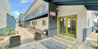 The Valencia Gallery 14