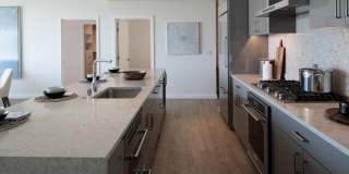 Helm Gallery 23