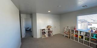 Charming 4 Bd, 2.5 bath in spacious home! Gallery 25
