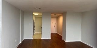 604-36 S WASHINGTON SQUARE Gallery 11