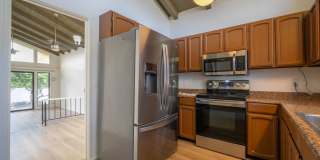 $4000 / 3BR/ 2BA  WELL MAINTAINED SINGLE FAMILY HOME WITH ENCLOSED GARAGE IN KALAMA VALLEY Gallery 19