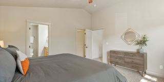 Charming, Furnished 3 bedroom Home w/ Garage Charming, Furnished 3 bedroom Home w/ Garage Gallery 25