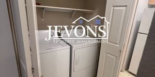 Condo with Swimming Pool and Private Enclosed 1-Car Garage in Klahanie Neighborhood Gallery 30