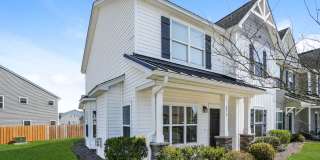 3/2.5 Townhome located in the Landings at Montague in Goose Creek! Gallery 1