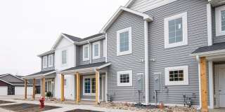 Charming Townhome in South Bismarck Gallery 1