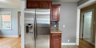 Charming 2 Bed 1 Ba House in Gladstone - Garage, Washer and Dryer, Landscaping Including! Gallery 13