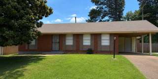 4493 Westmont Rd Gallery 1