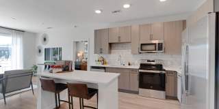 LakePointe Gallery 31