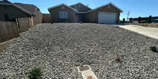 Brand New 3 Bedroom 2 Bathroom Home in Woodlake! Gallery 1