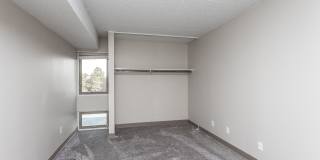 Large 1 & 2 Bedrooms available, PET FRIENDLY! Gallery 57