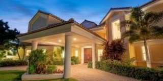 901 SE Riverside Drive Gallery 4