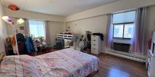 125 Pleasant Street Gallery 7