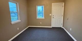 3214 S Grand Traverse Street Gallery 7