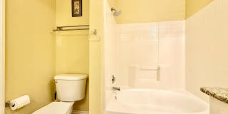 Furnished waterfront 2Bedrooms / 2Baths condo | Resort-style living in Grand Venezia! Gallery 22