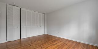 121 Regency Park Gallery 12