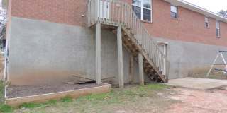 3881 Crest Drive Gallery 41