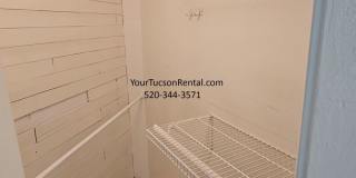 2 story Condo with 2 bedrooms a loft and 2 1/2 baths Gallery 53