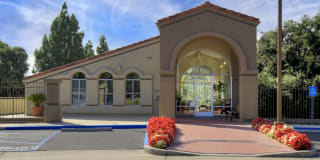 eaves Thousand Oaks Gallery 27