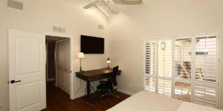 5804 N Scottsdale Road Gallery 27