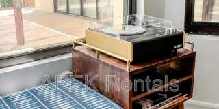 2184 E Powell Rd Gallery 33