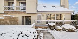 18 Woodhill St Gallery 1