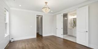 End-Unit Townhome with Private Rooftop Terrace in Myers Park!! Gallery 39