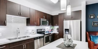 AMLI Cherry Creek Gallery 16