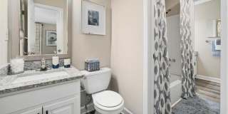 Cary Pines Apartments Gallery 16