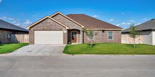 1100 Osprey Dr Gallery 1