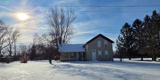 Four Bedroom House Available in Battle Creek! Gallery 1