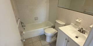Updated 1 Bedroom Apartment Near the Beach – First Floor – Cats Welcome! Gallery 9