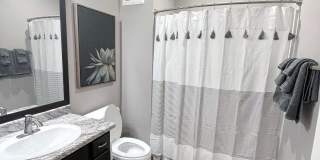 Promenade Luxury Apartments Gallery 30