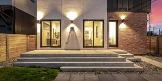 LUX 3BD, 4BA Sunnyside Home with Office and 2-Car Garage Gallery 27