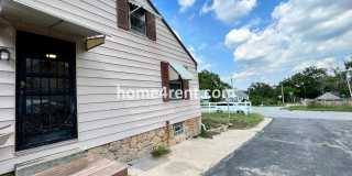 Cozy Ranch Style Home in KCMO w/ Wood Floors and a Fenced in Yard! Gallery 25