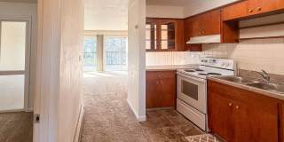 RENT SPECIAL: ½ Off First Full Month's Rent With One Year Lease!  ~ 227 24th Gallery 13