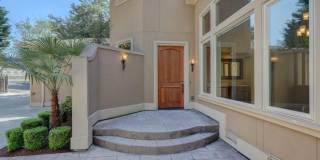 Stunning Mediterranean Oasis Minutes from Downtown Bellevue w/Lake Views! Gallery 5