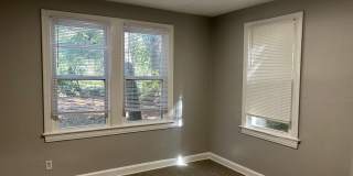 Private Northside 2/1 Residence For Rent! Pet Friendly! Washer & Dryer Included! Gallery 7