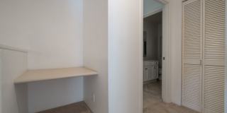 LARGE and SPACIOUS 3bd/3ba/2pkg (SEA COUNTRY) $3900 Gallery 20