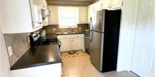 4810 NW Hoover- AVAILABLE NOW! 4810 NW Hoover- AVAILABLE NOW! Gallery 15