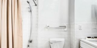 201 E 84th St Gallery 4