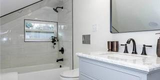 Beautifully Renovated 4-Bedroom Home in Desirable Arbor Heights! Gallery 21