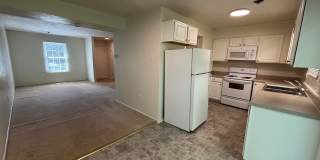 2 Bedroom, 1.5 Bath Townhouse Gallery 6