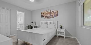 1007 Ne 9th Ct Gallery 8