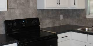 Newly Remodeled! Close to Tinker Gallery 9