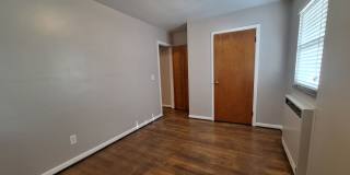 Charming 2 bedroom duplex perfectly located in Rochester Gallery 9
