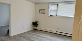544 Tolland Street Gallery 7