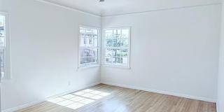 (73) The Maisel Manor Gallery 20