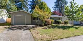 Beautiful 3 Bedroom Ranch Style Home in Cedar Hills with Remodeled Gourmet Kitchen! Beautiful 3 Bedroom Ranch Style Home in Cedar Hills with Remodeled Gourmet Kitchen! Gallery 1
